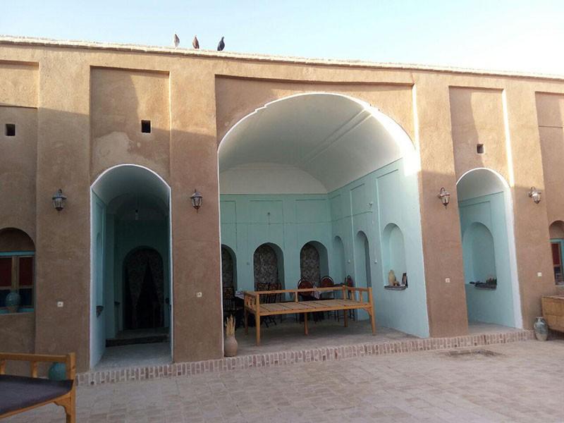 اقامتگاه خانه مستوفی ابرکوه