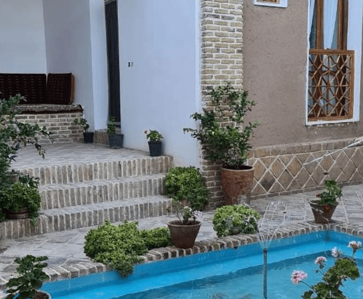 بوم گردی سرای نیاکان در بیرجند