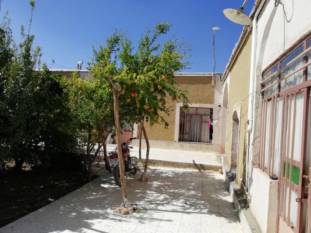 اقامتگاه عمارت میرزا در سرایان