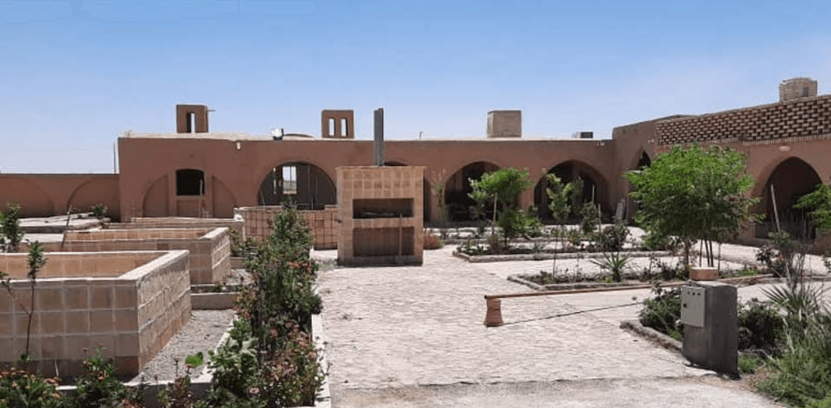 اقامتگاه کهن سرای کهیان گرمسار
