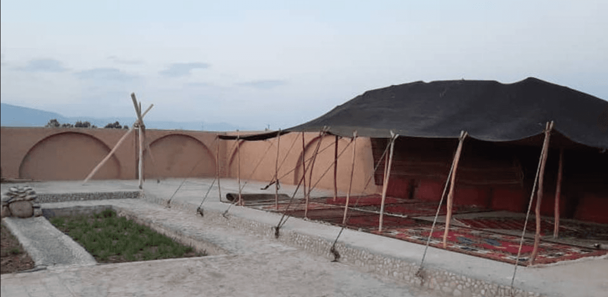 اقامتگاه کهن سرای کهیان گرمسار