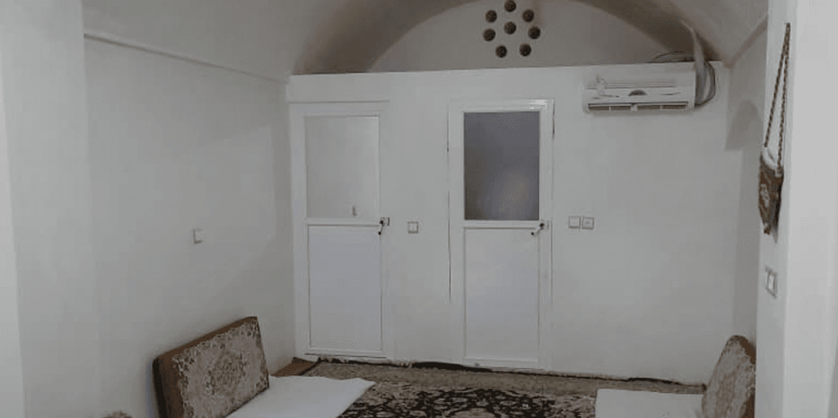 اقامتگاه کهن سرای کهیان گرمسار