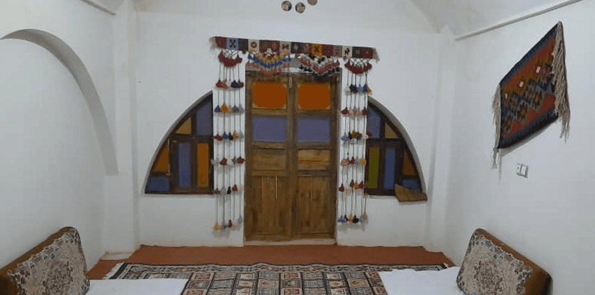 اقامتگاه کهن سرای کهیان گرمسار