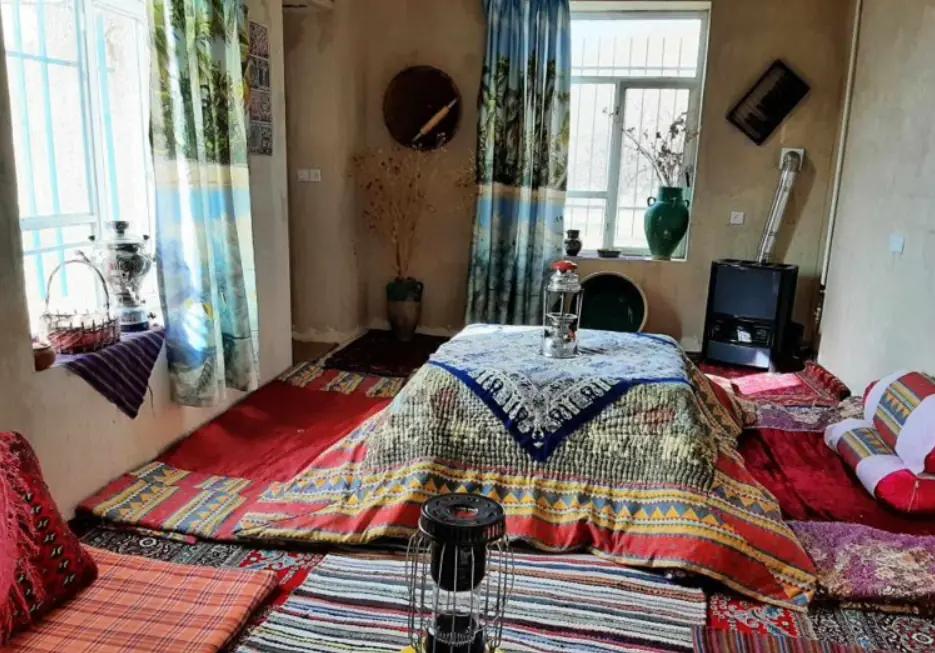 بوم گردی حاج بالاخان در خنداب