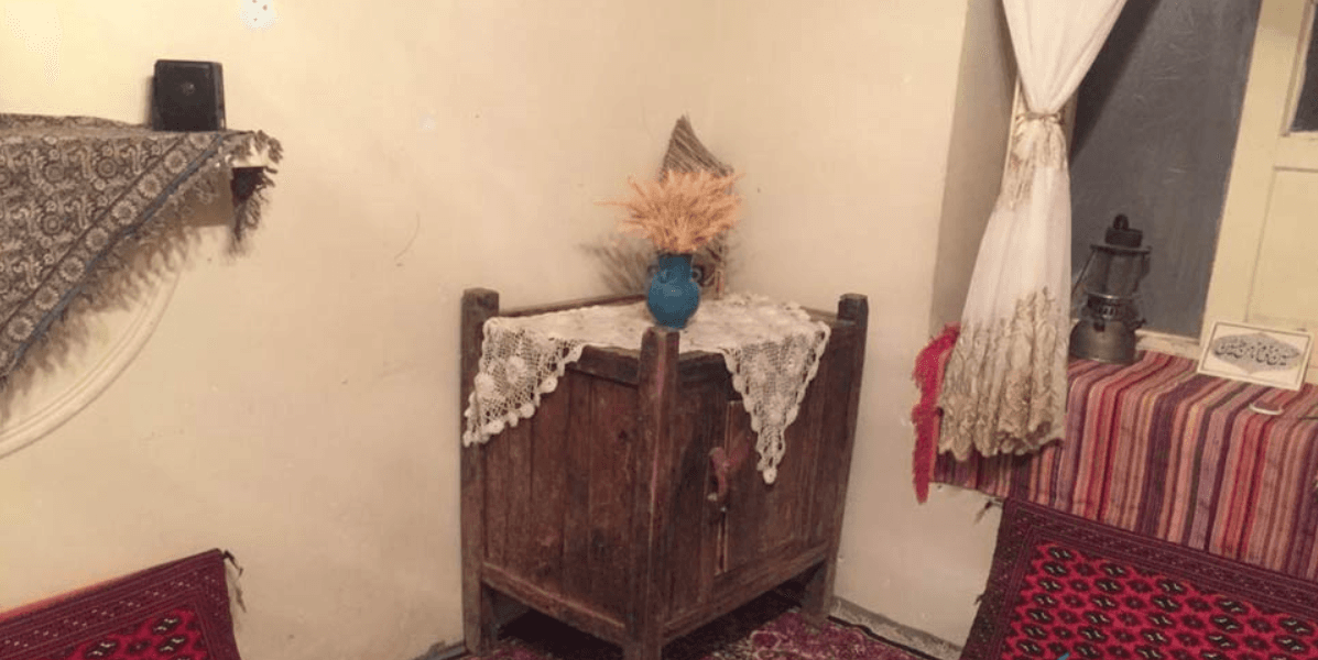 اقامتگاه قلعه کوه سفید در تفرش