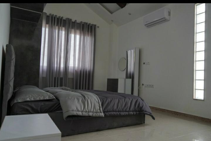 مجموعه بحری لند بندرانزلی