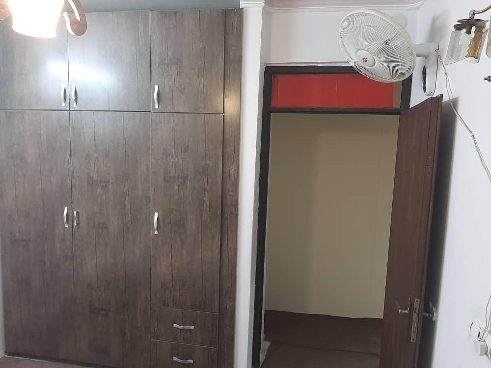 تک خواب سرگل در مرکز شهر رشت