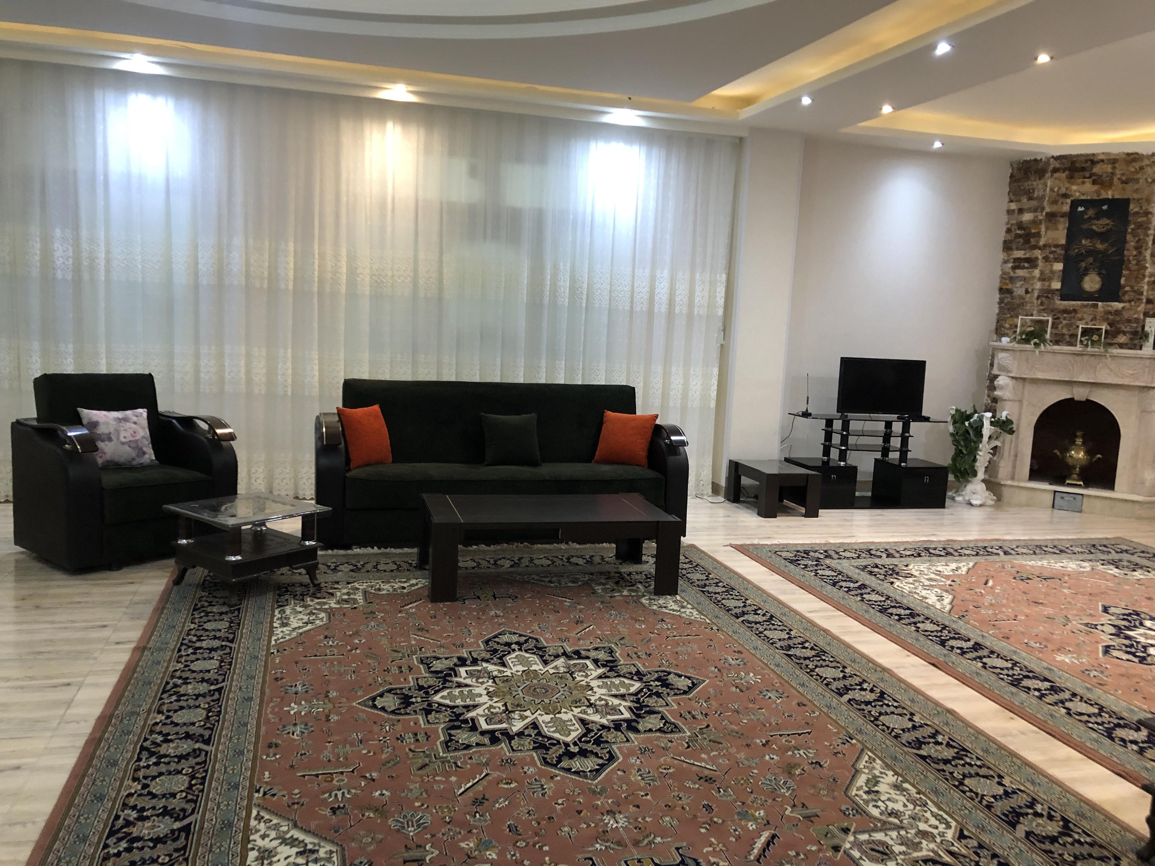 اجاره ویلا استخر دار تبریز