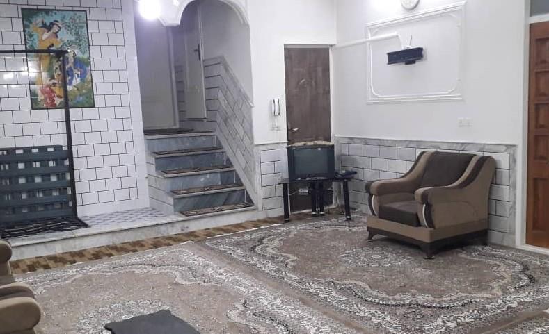 سوئیت حیاط دار در کاشان