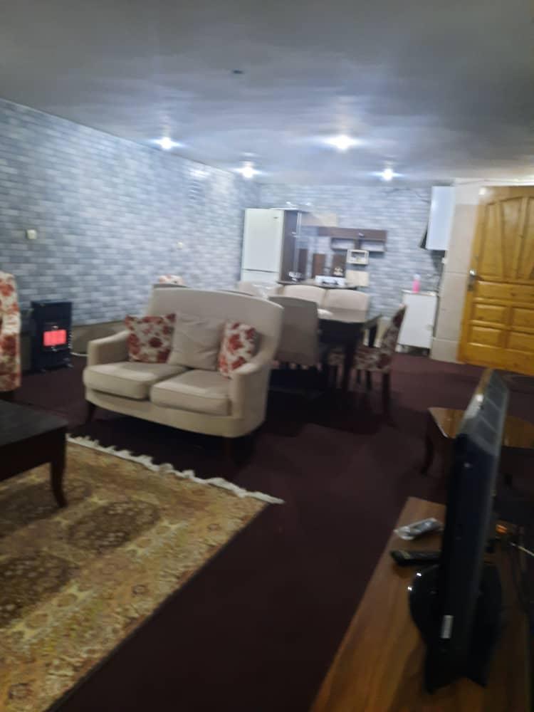 سوئیت اجاره ای در کرج