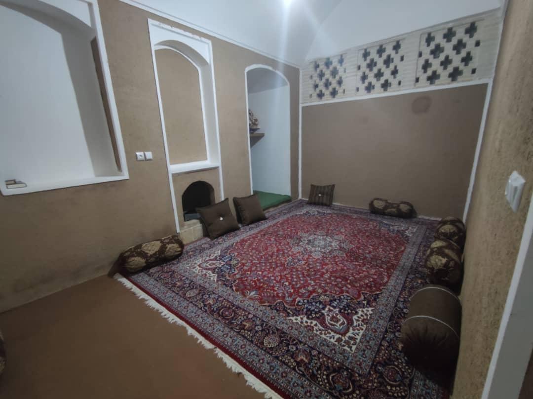اقامتگاه سنتی شاباز ورزنه