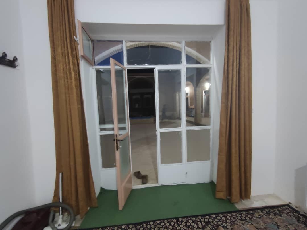 اقامتگاه سنتی شاباز ورزنه