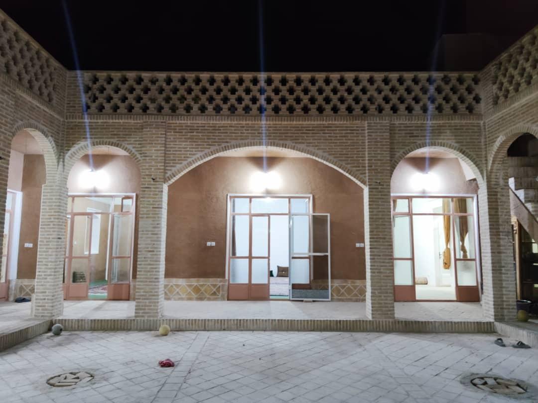 اقامتگاه سنتی شاباز ورزنه
