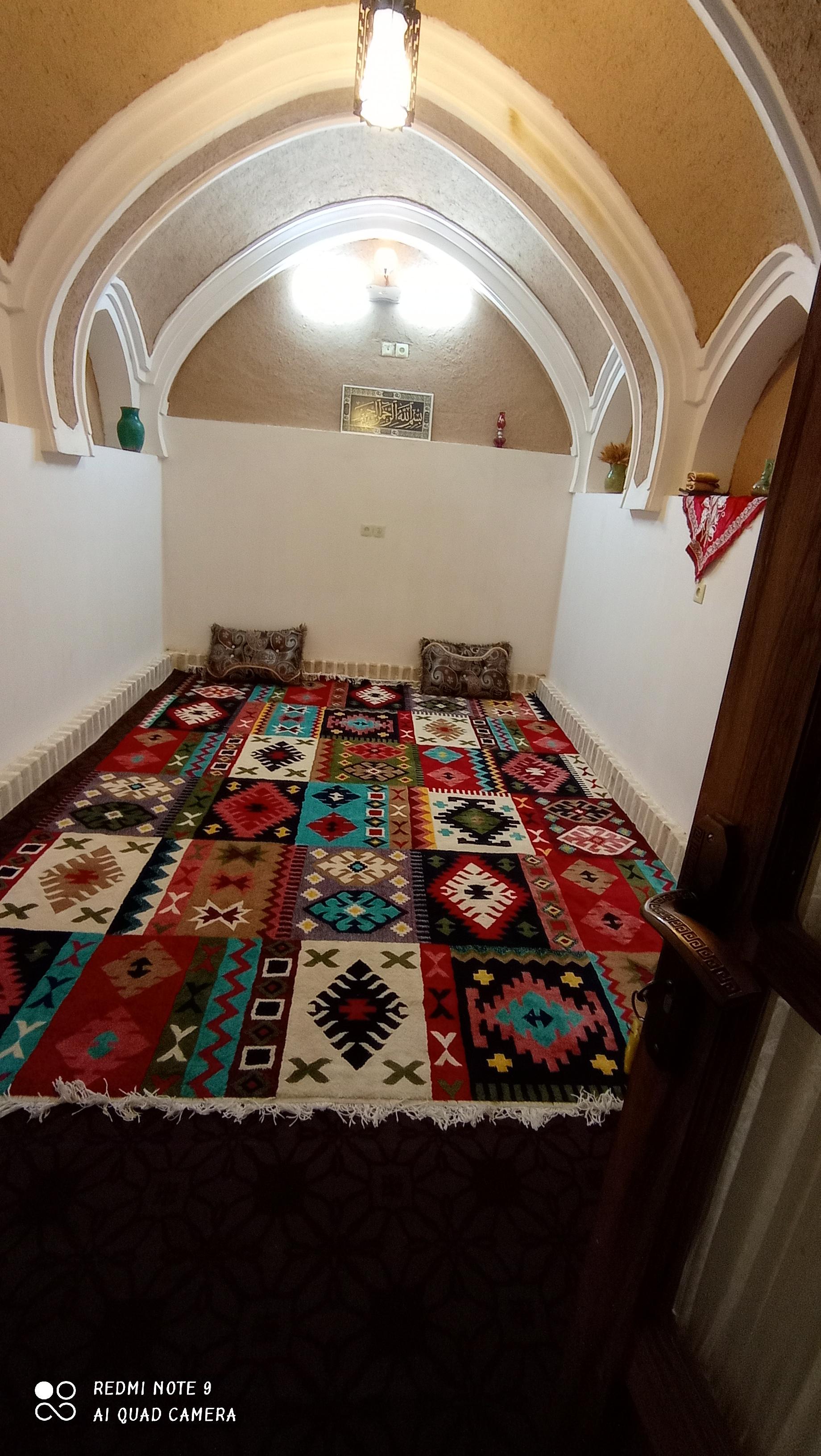 اقامتگاه بومگردی یاقوت کویر