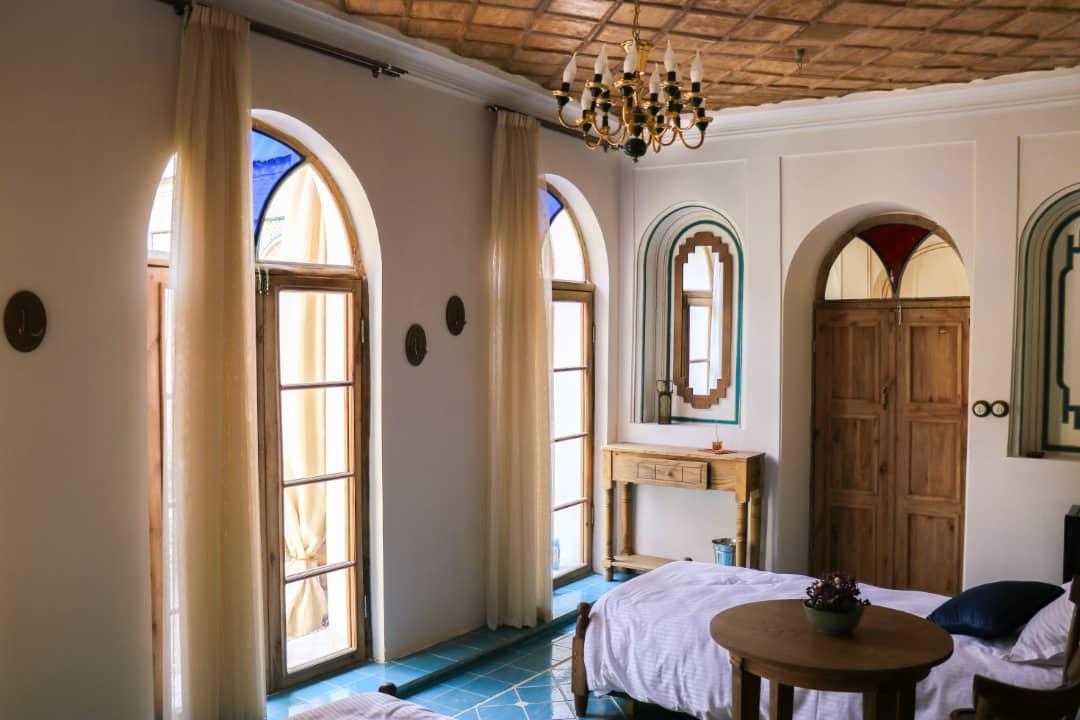 اجاره هتل سنتی راوی در شیراز