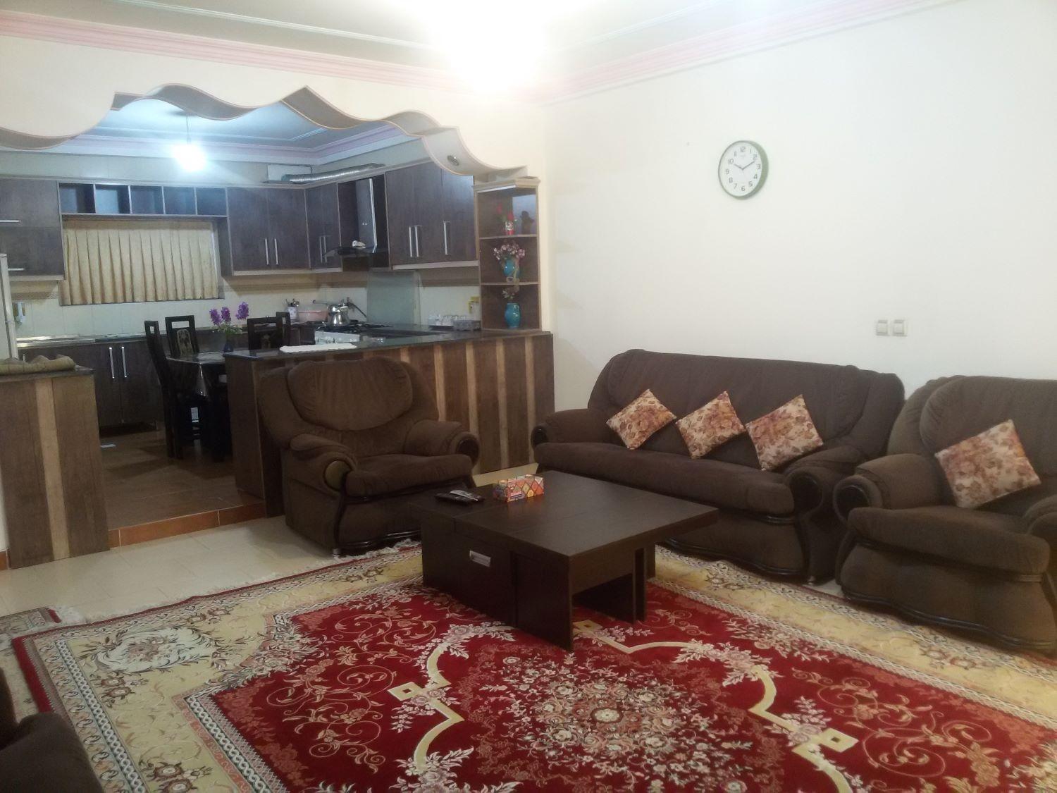 آپارتمان دو خوابه خیلی تمیز