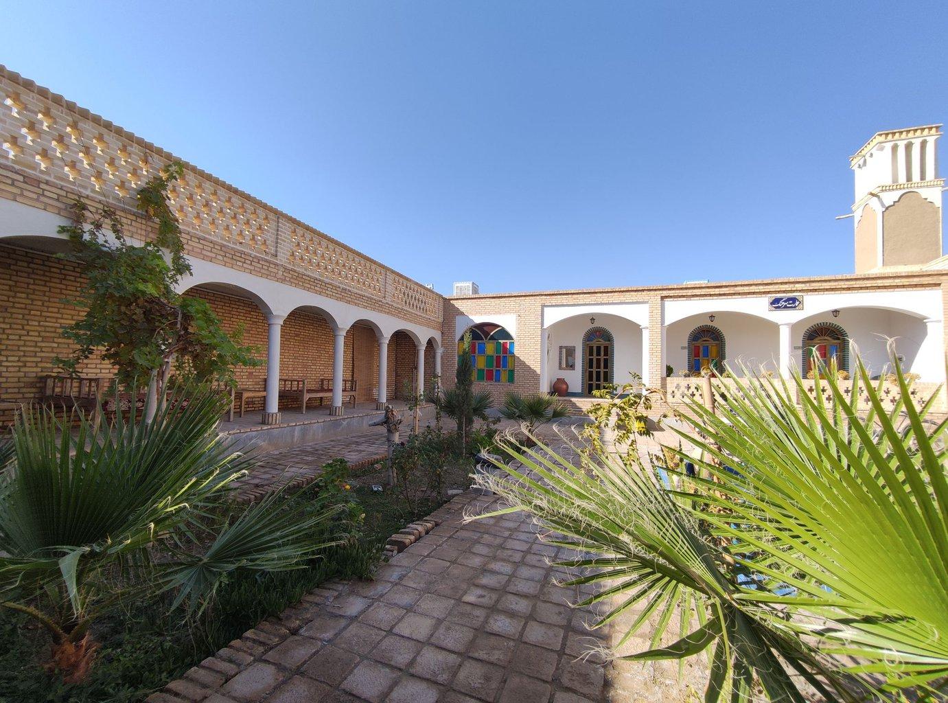 عمارت سرهنگ