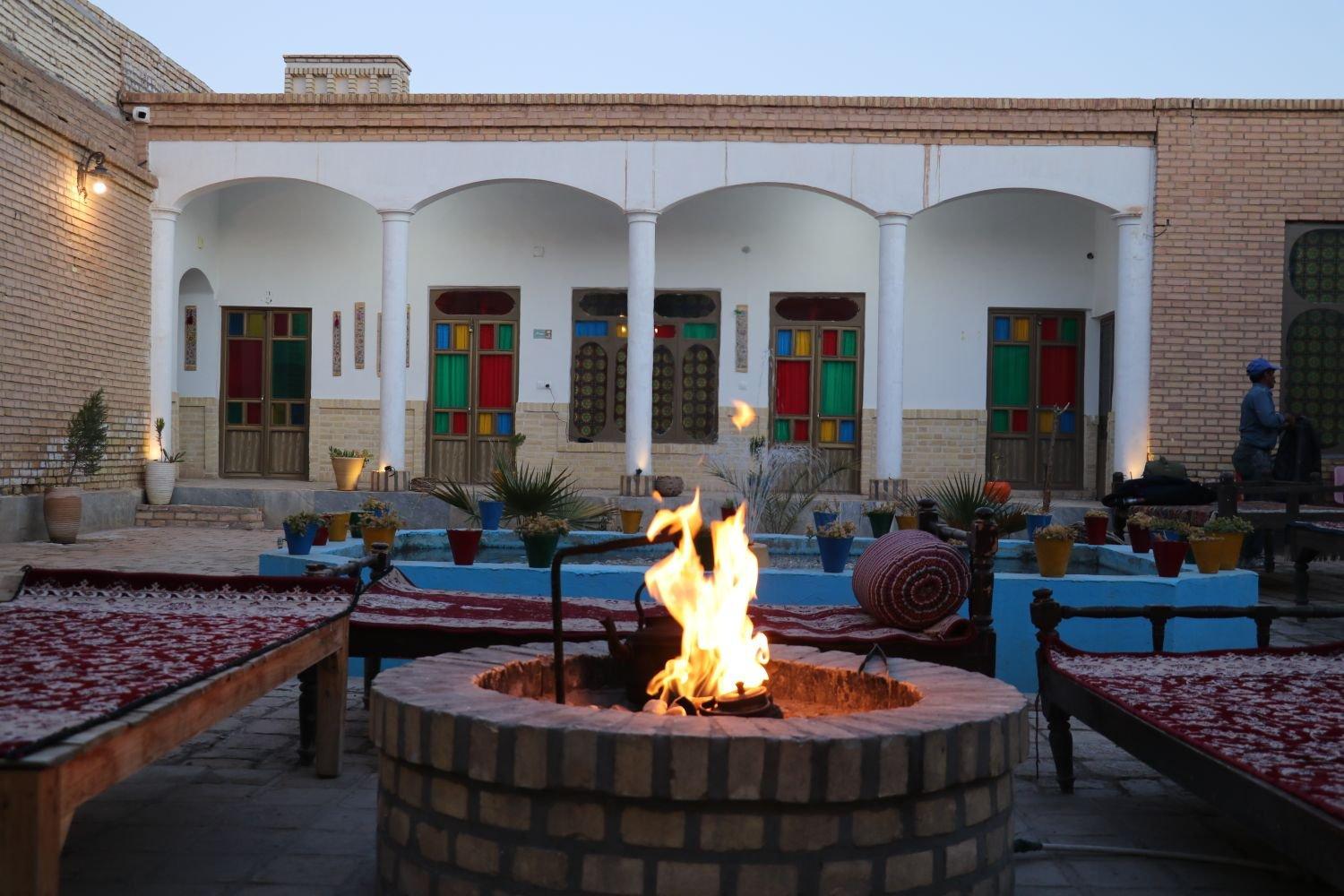 عمارت سرهنگ