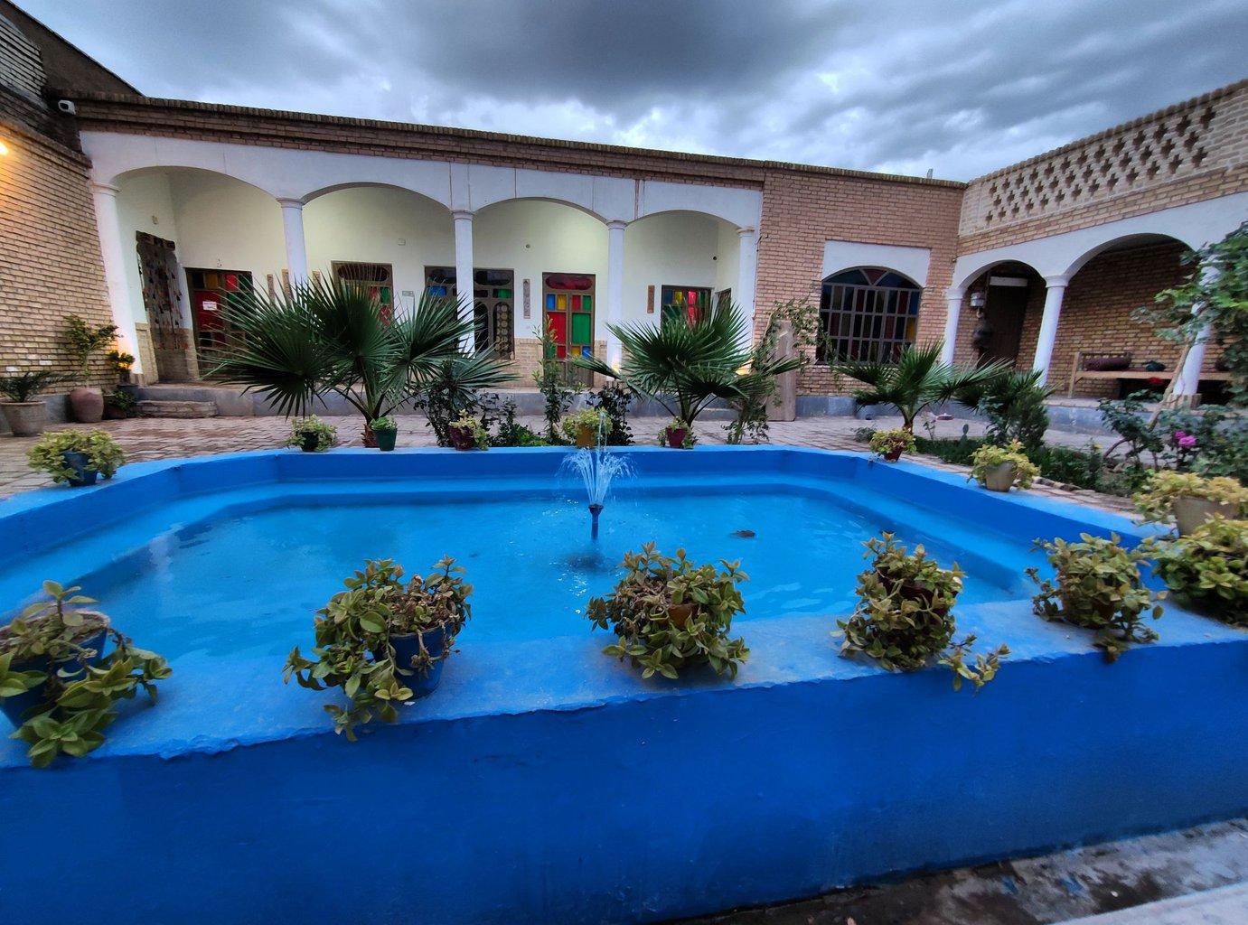 عمارت سرهنگ