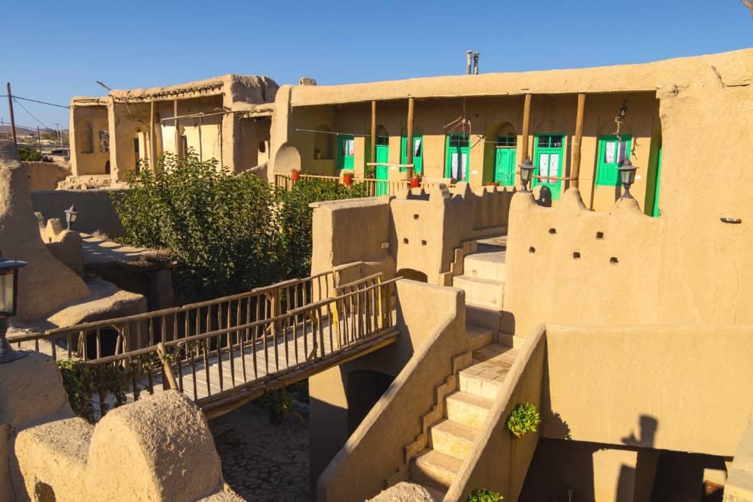 بوم گردی کروشک ایزدخواست آباده
