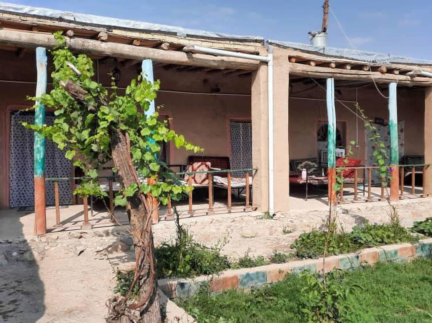 بوم گردی انگوران در ماهنشان