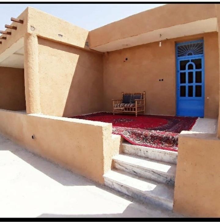 بوم گردی دلارام در دلوار
