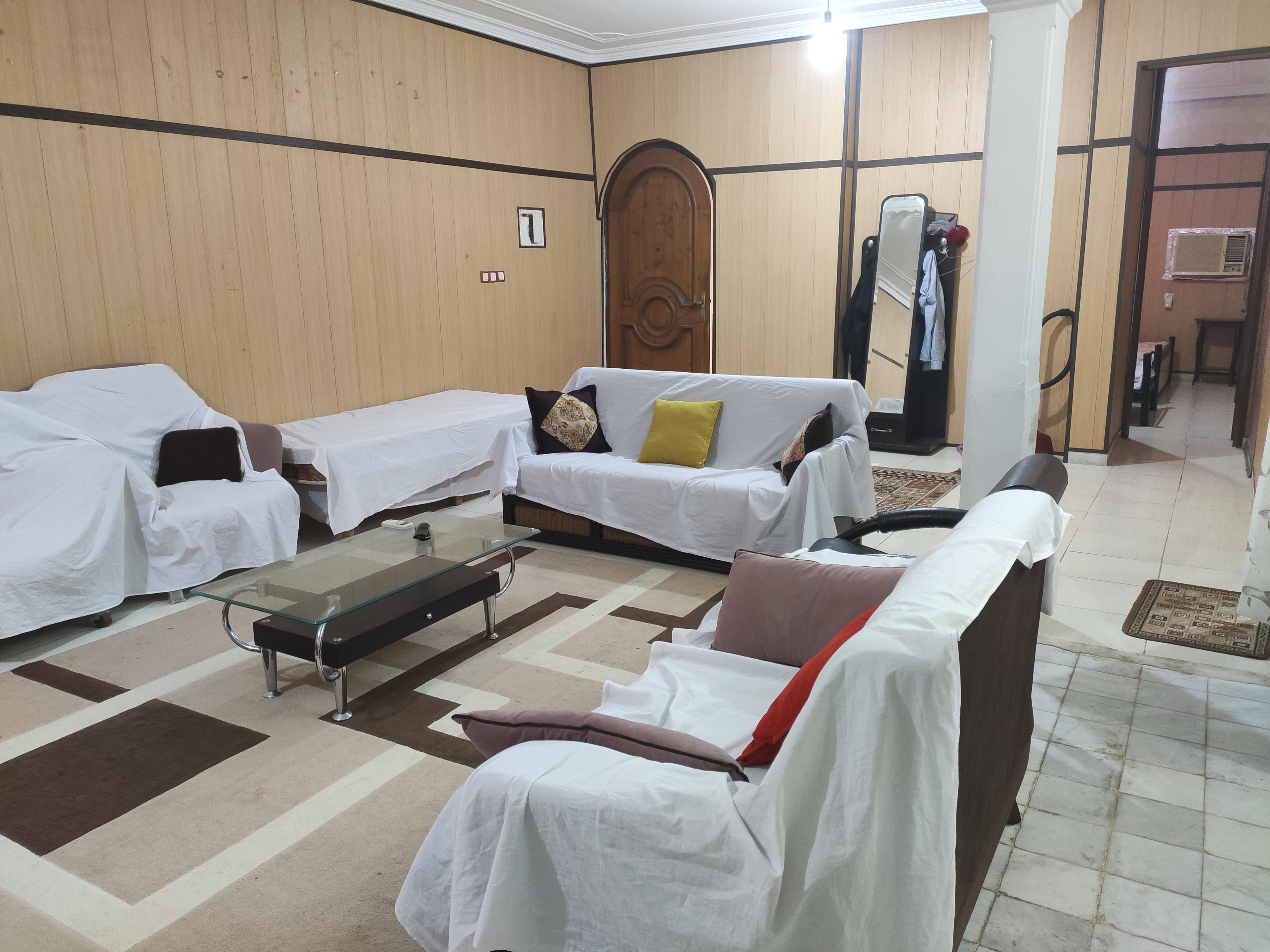 اجاره آپارتمان حیاط دار گلشهر