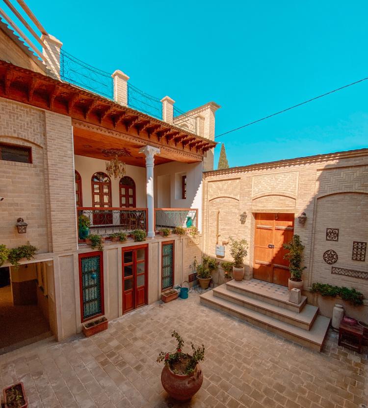 بوتیک هتل سنتی گل بهار شیراز
