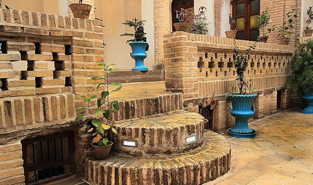 هتل سنتی عمارت افضل در شوشتر