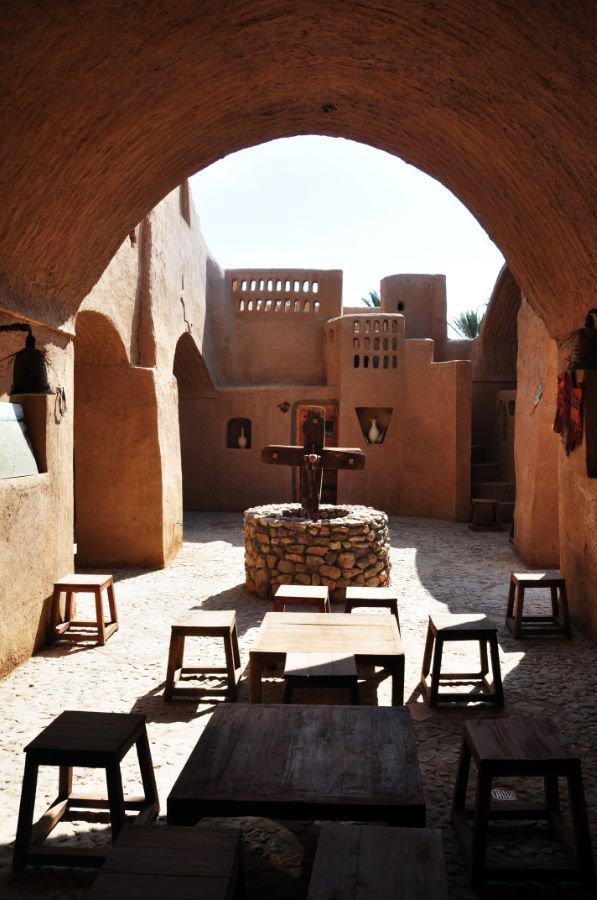 بوم گردی قلعه آریز در بافق