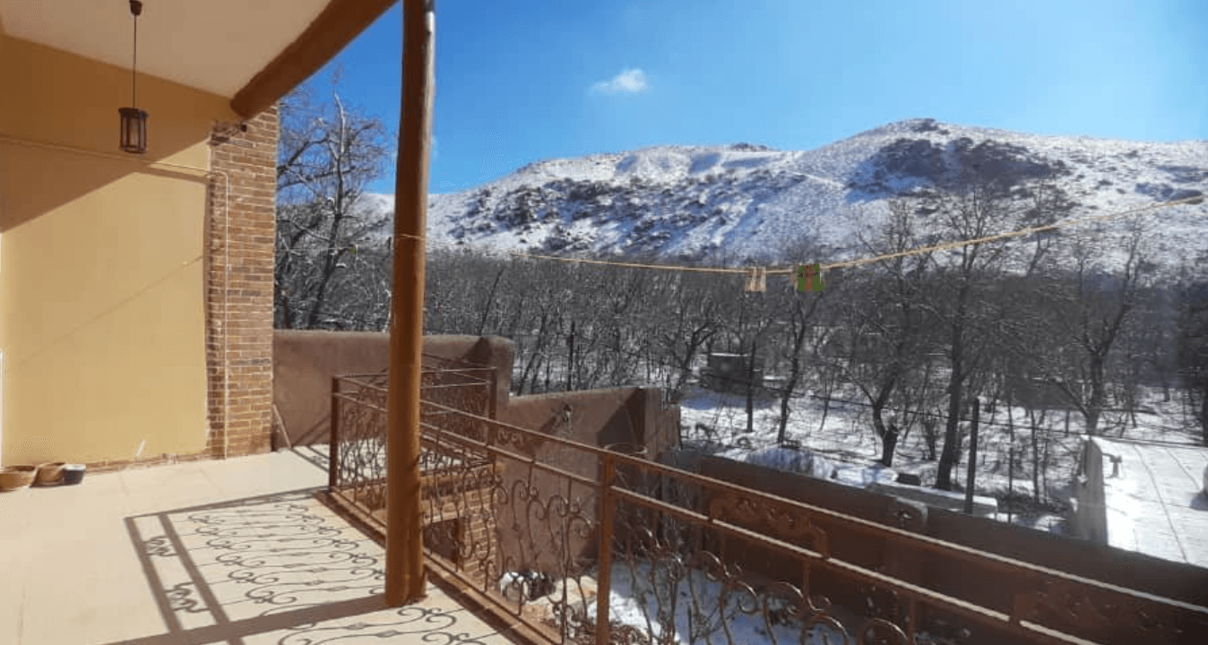 اقامتگاه خانه سادات در تویسرکان