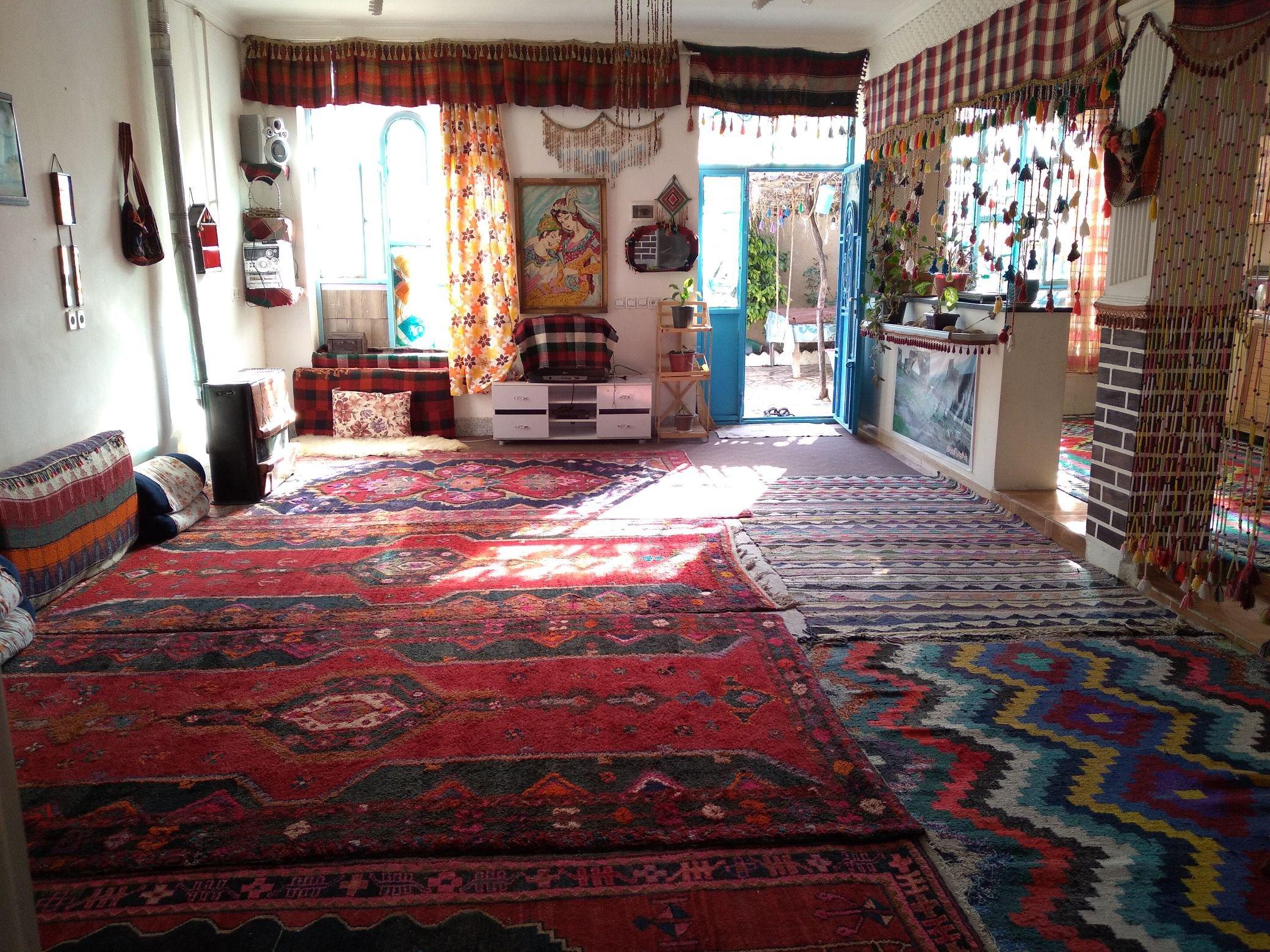بوم گردی چهار طاقی دره شهر