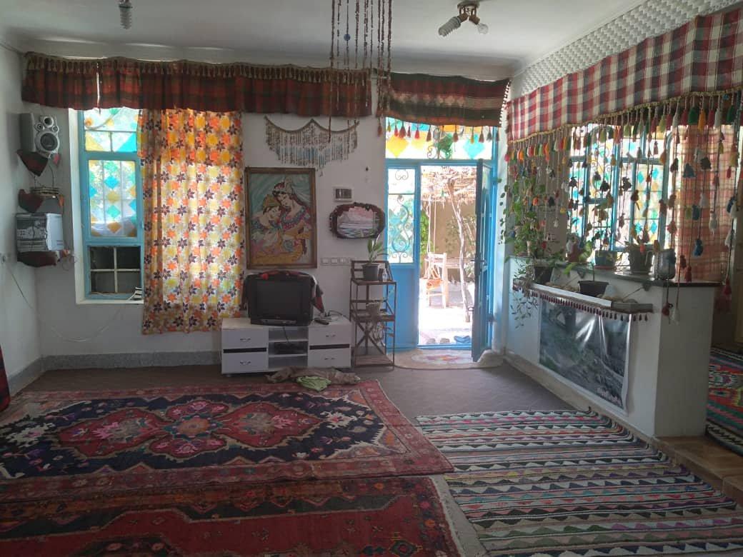 بوم گردی چهار طاقی دره شهر