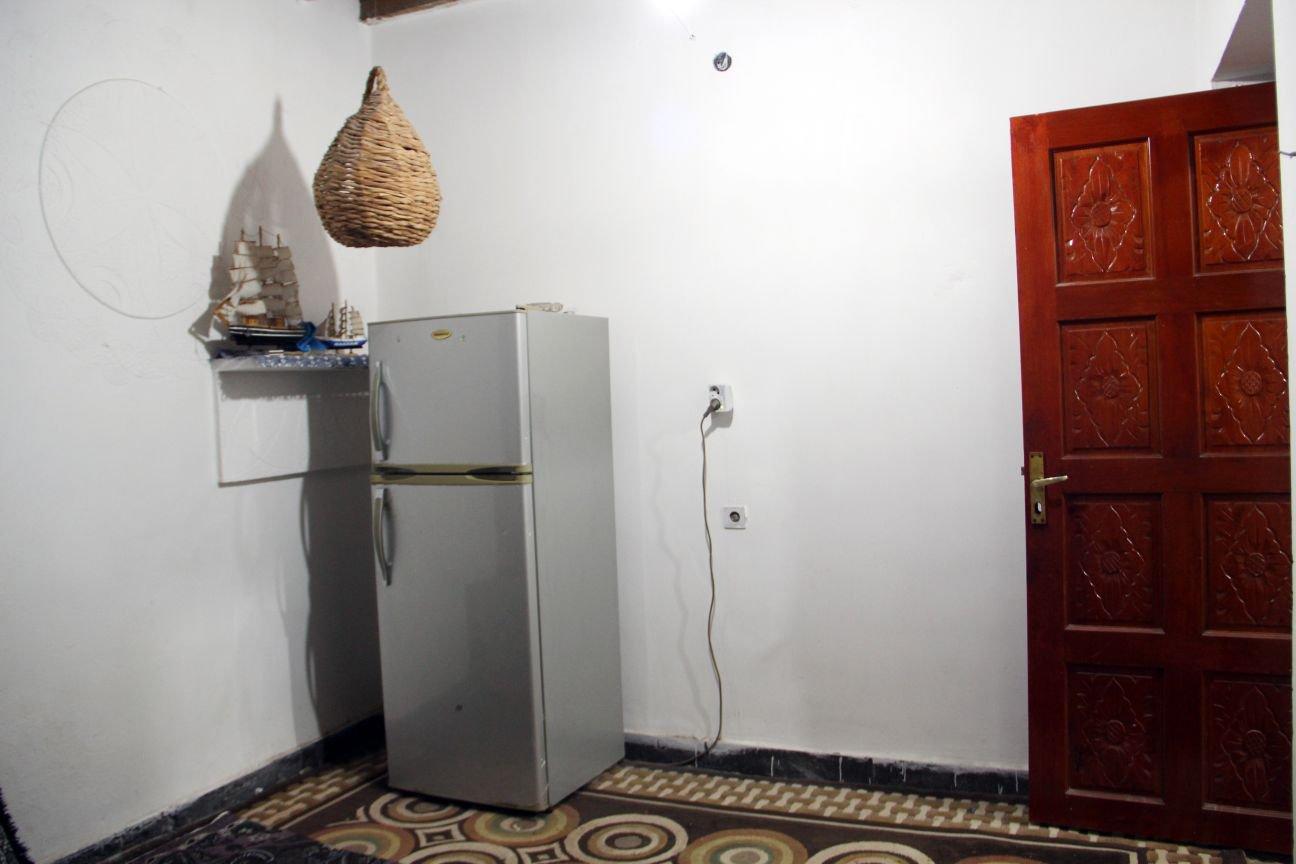 بوم گردی مادر حسن جزیره هرمز