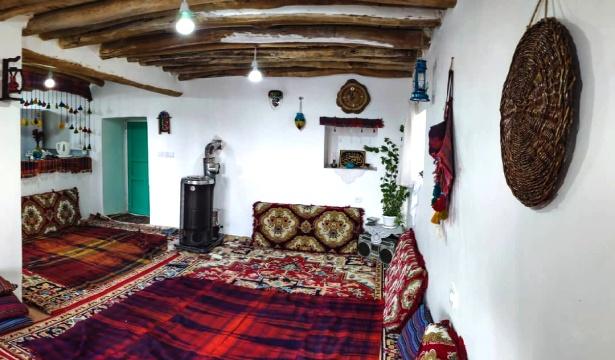 اقامتگاه بوم گردی بیشاسب سردشت