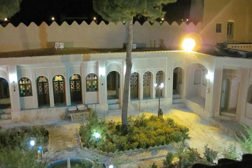 اقامتگاه ارگ محمدآباد در اصفهان