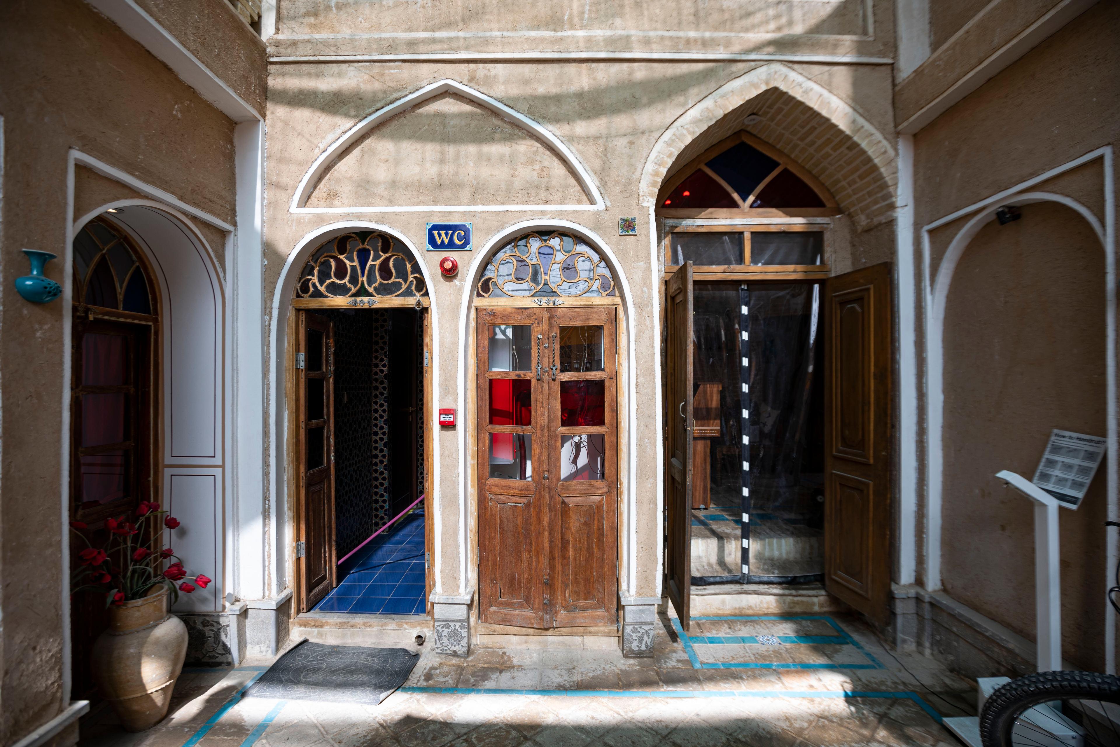 اقامتگاه سنتی یاس اصفهان