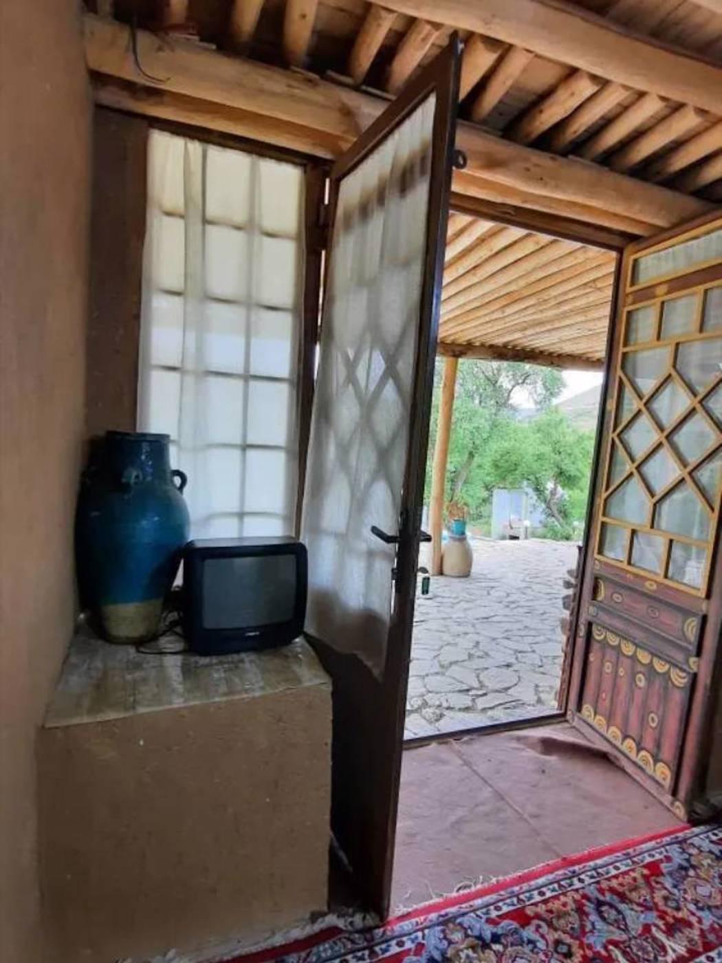 بوم گردی دهبنه در تویسرکان