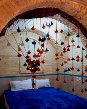 بوم گردی عمارت هفت رنگ در شیراز