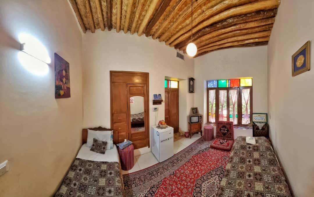 بوم گردی ماه سلطان در شیراز