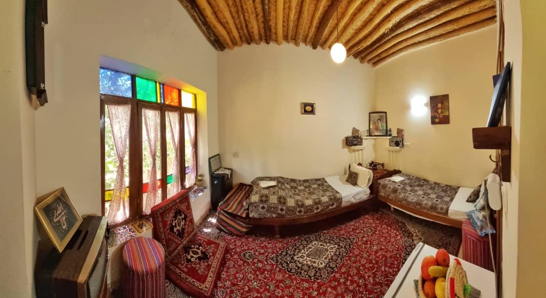 بوم گردی ماه سلطان در شیراز