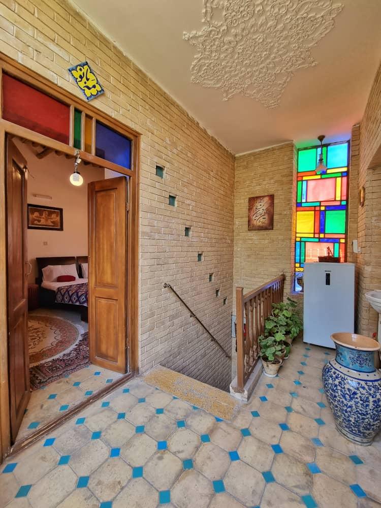 بوم گردی ماه سلطان در شیراز