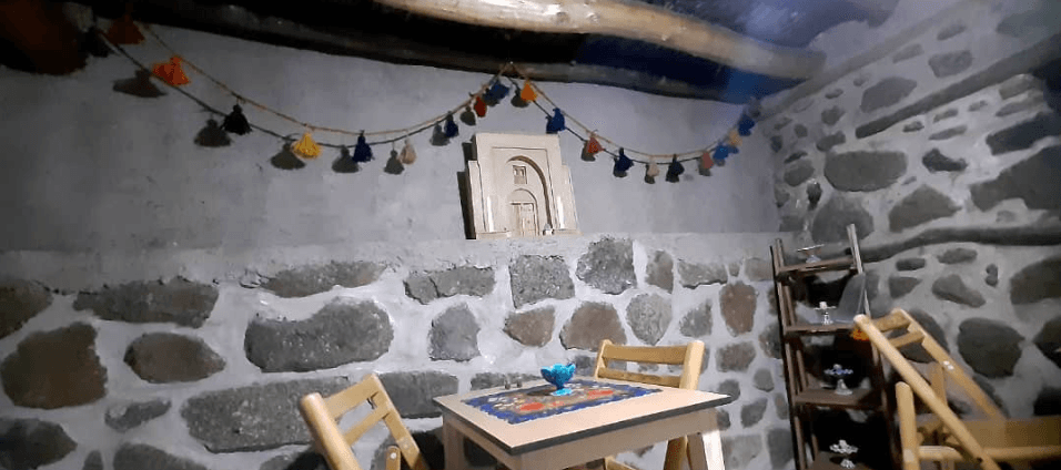 اقامتگاه خانه سادات در تویسرکان