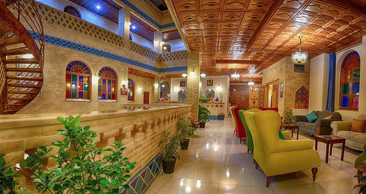 هتل سنتی درباری شیراز
