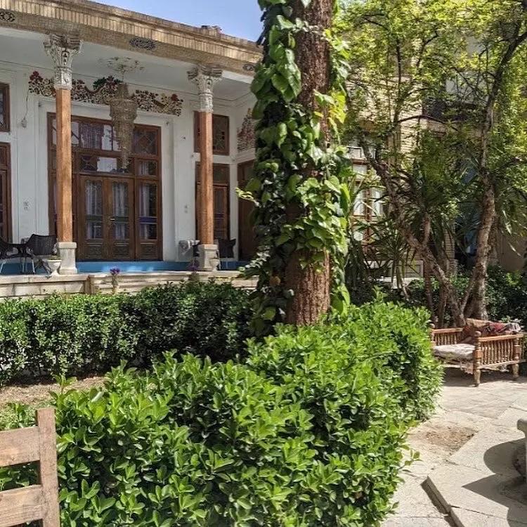 بوم گردی پاسارگاد در اصفهان