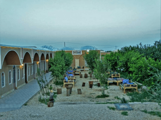 بوم‌گردی ستاره کویر ابوزیدآباد