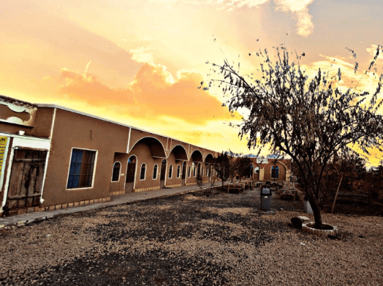 بوم‌گردی ستاره کویر ابوزیدآباد