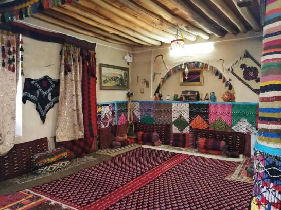 اقامتگاه بوم گردی کرد در ایلام