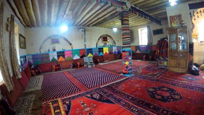 اقامتگاه بوم گردی کرد در ایلام