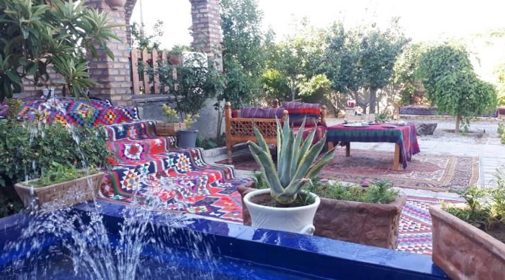 اقامتگاه بوم گردی کرد در ایلام